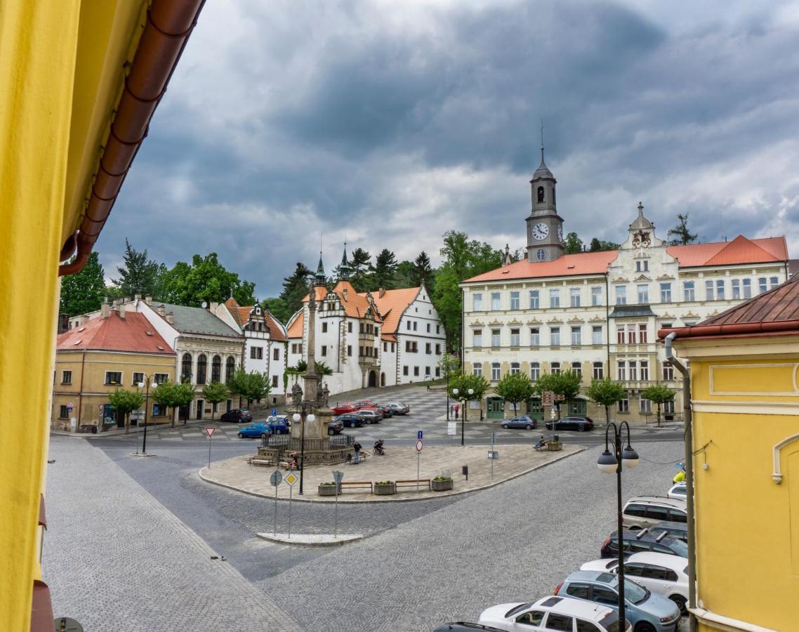 Penzion Ruze Benesov nad Ploucnici Екстериор снимка